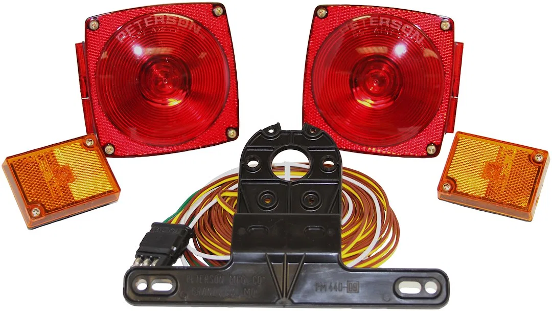 V540 – PETERSON MFG Trailer Light Kit, Tail Light/ Side Marker Incandescent Non Submersible Square 4-3/4 Inch Length ...
